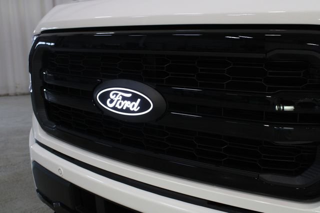 New 2026 Star White Metallic Tri-Coat Ford Lariat image 33