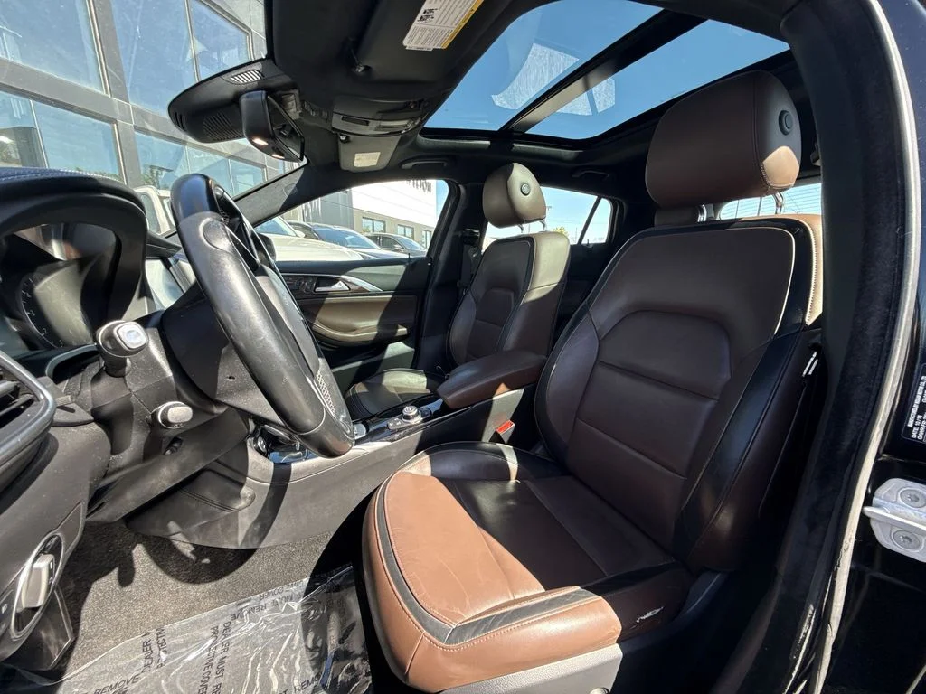 Used 2017 Black INFINITI Premium image 11