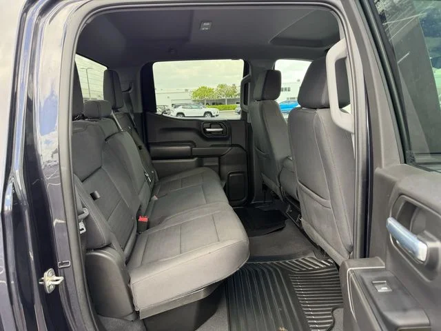Used 2023 Gray Chevrolet Custom image 17
