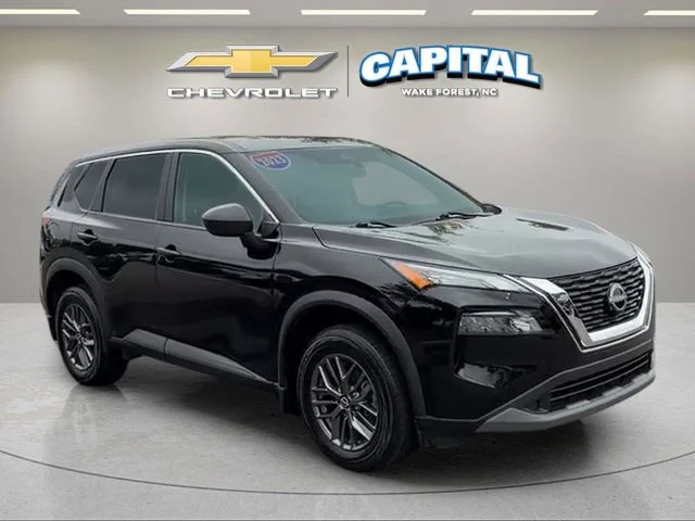 Used 2023 Black Nissan S image 7