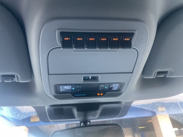 2024 Ford F-450 Super Duty Chassis Cab XL - Photo 27