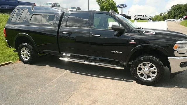 Certified Used 2019 Diamond Black Ram Laramie image 3