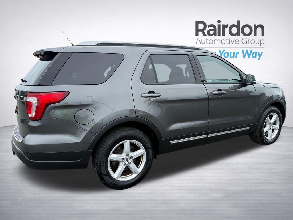 Used 2018 Gray Ford XLT image 7