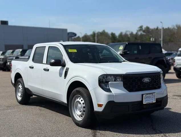 2026 Ford Maverick XL
