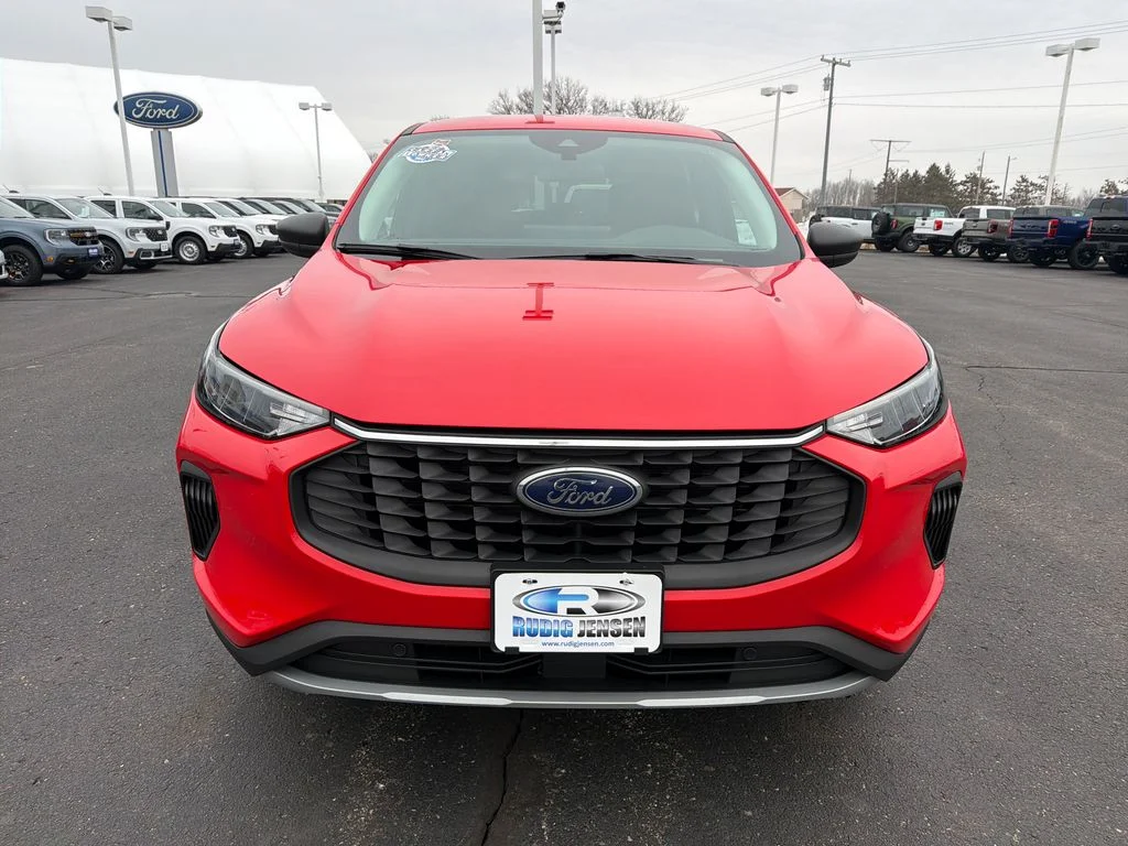 Used 2024 Red Ford Active image 8