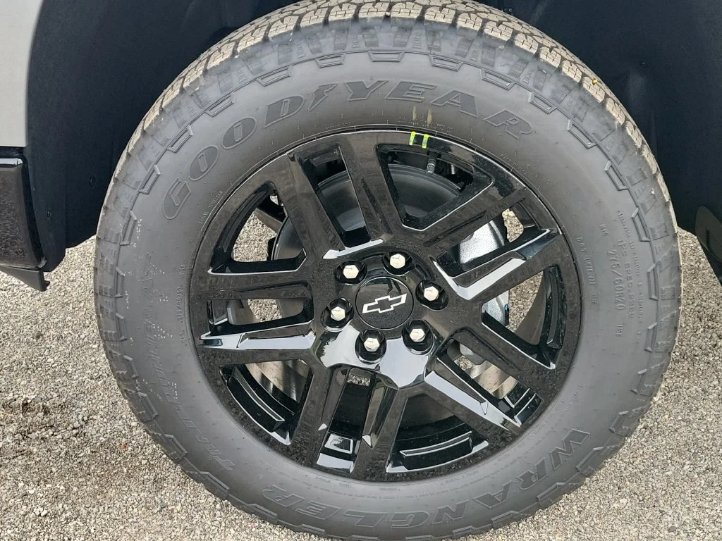 New 2026 Sterling Gray Metallic Chevrolet LT Trail Boss image 7