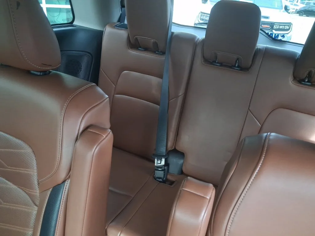 Used 2022 Silver Nissan Platinum image 28