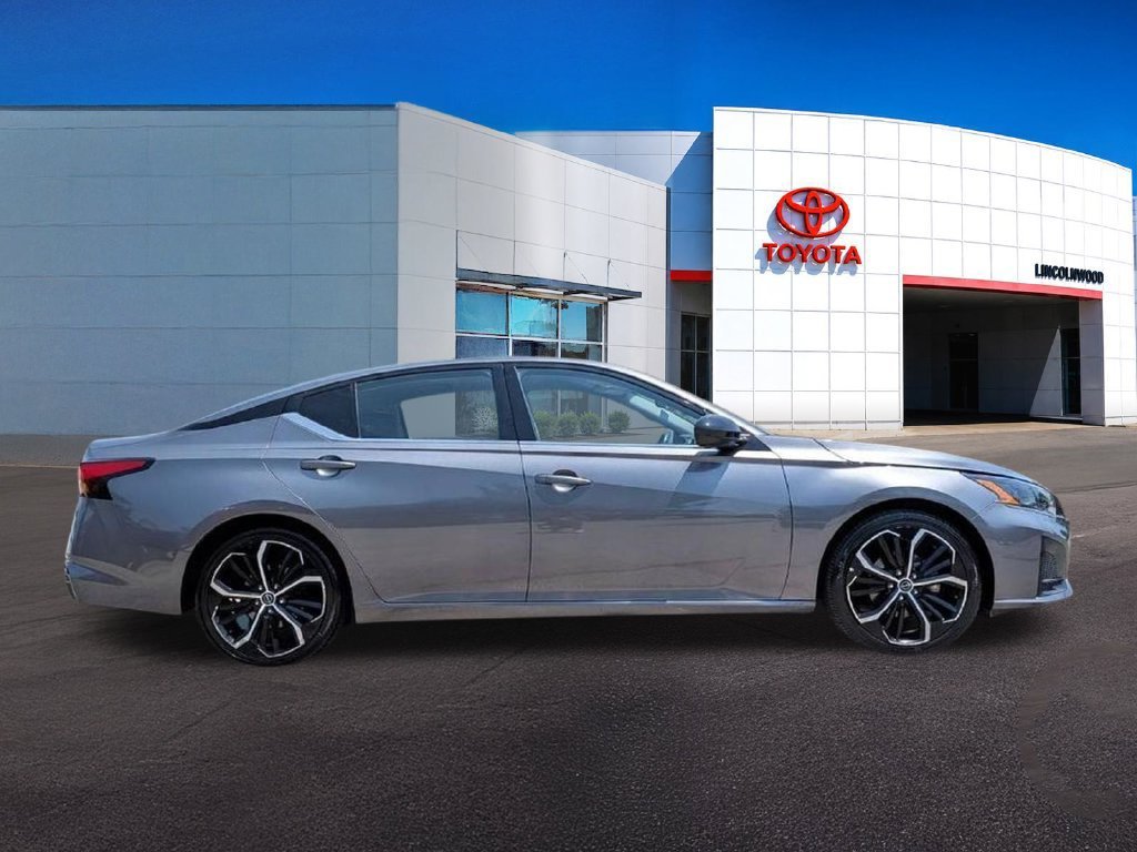 Used 2024 Gray Nissan 2.5 SR image 9