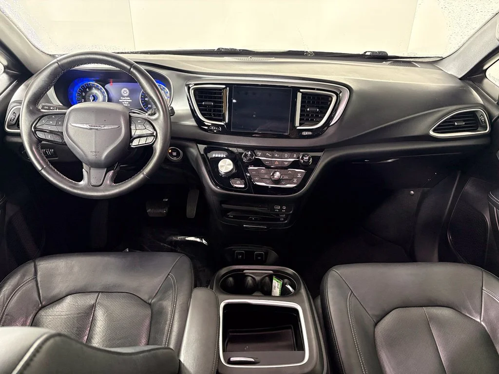 Used 2020 Black Chrysler Touring L Plus image 38