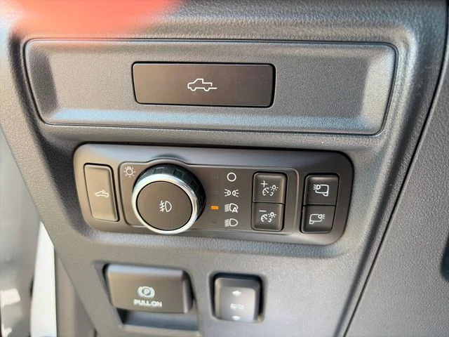 Used 2026 White Ford Lariat image 19