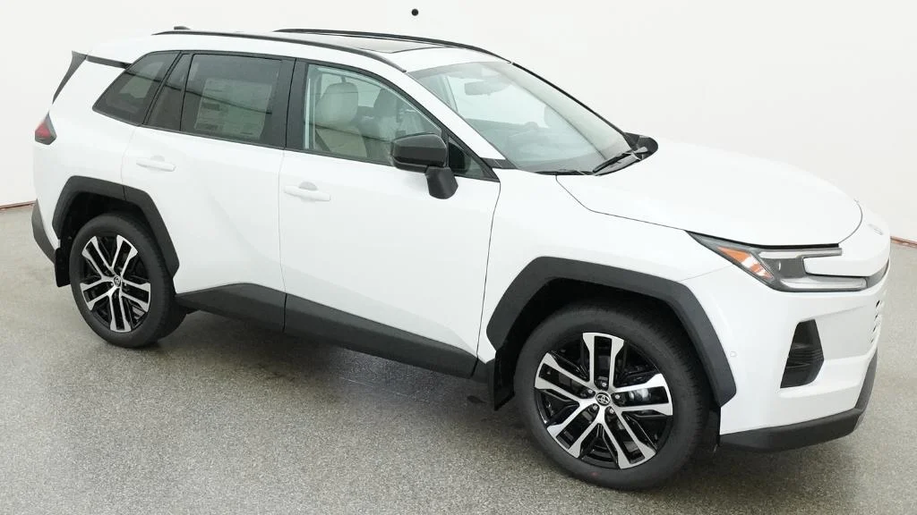 New 2026 Wind Chill Pearl Toyota Limited image 20