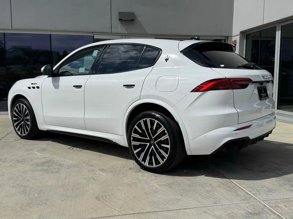 Used 2025 Bianco Maserati Modena image 6