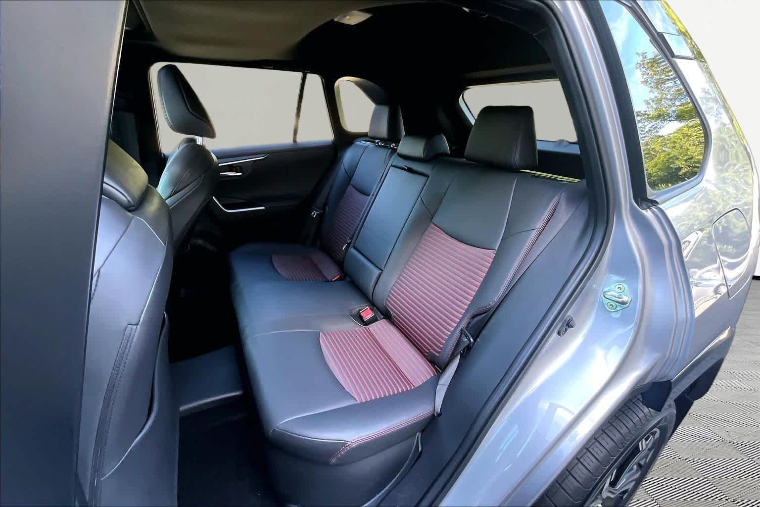 Used 2023 Silver Sky Metallic/Midnight Black Metallic Toyota XSE image 21