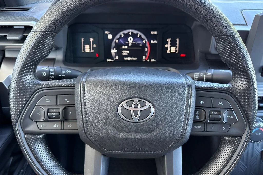 Used 2025 White Toyota SR5 image 26