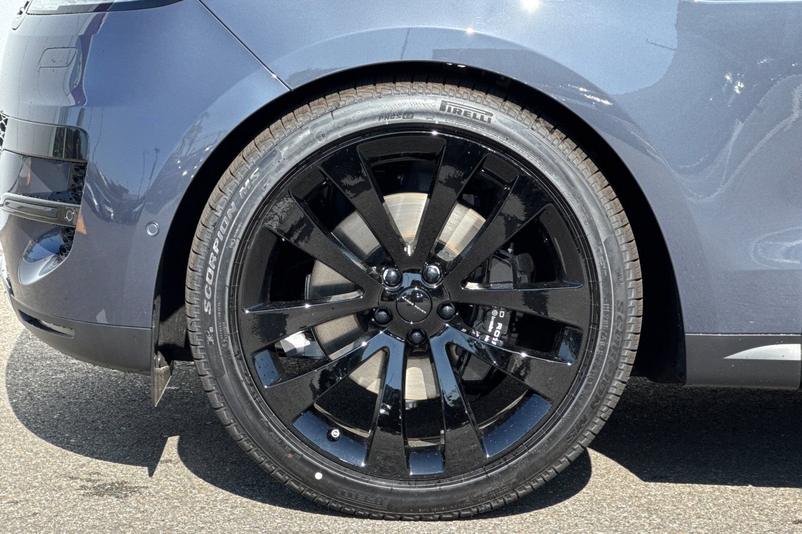 New 2026 Varesine Blue Land Rover SE image 33