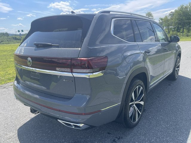New 2026 Pure Gray Volkswagen 2.0T SEL Premium R-Line image 4