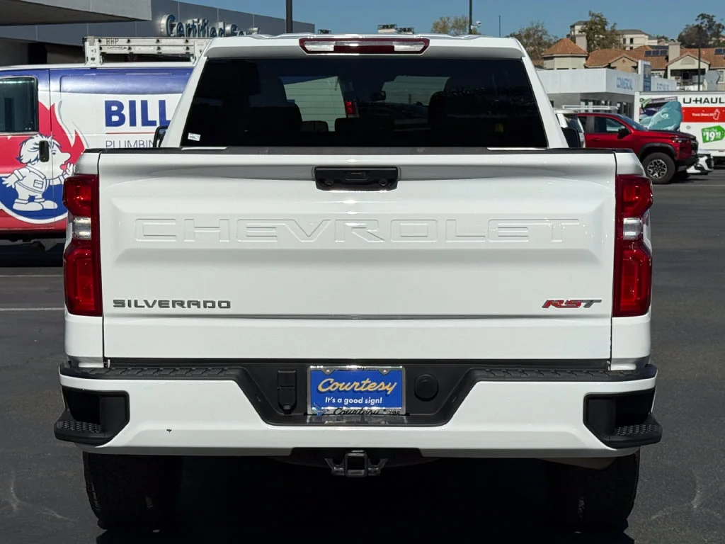 Used 2026 Summit White Chevrolet RST image 8