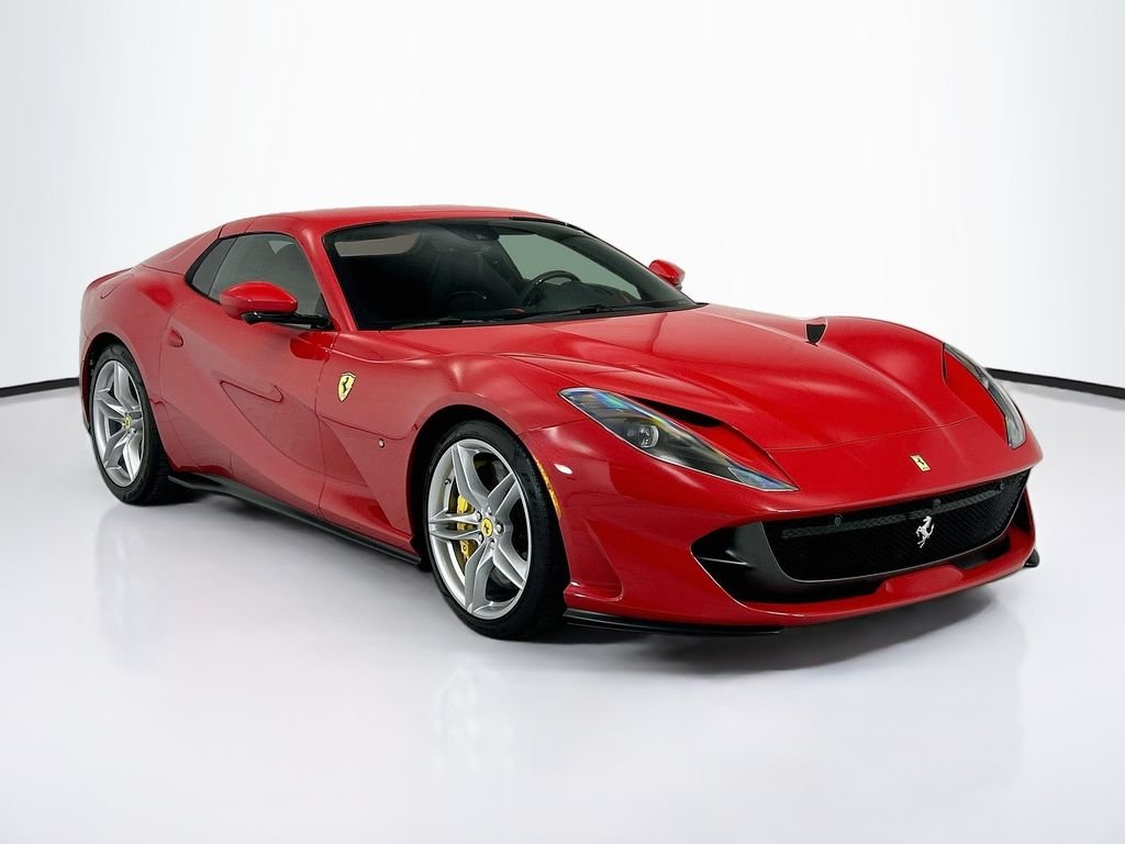 Used 2023  Ferrari Base image 11