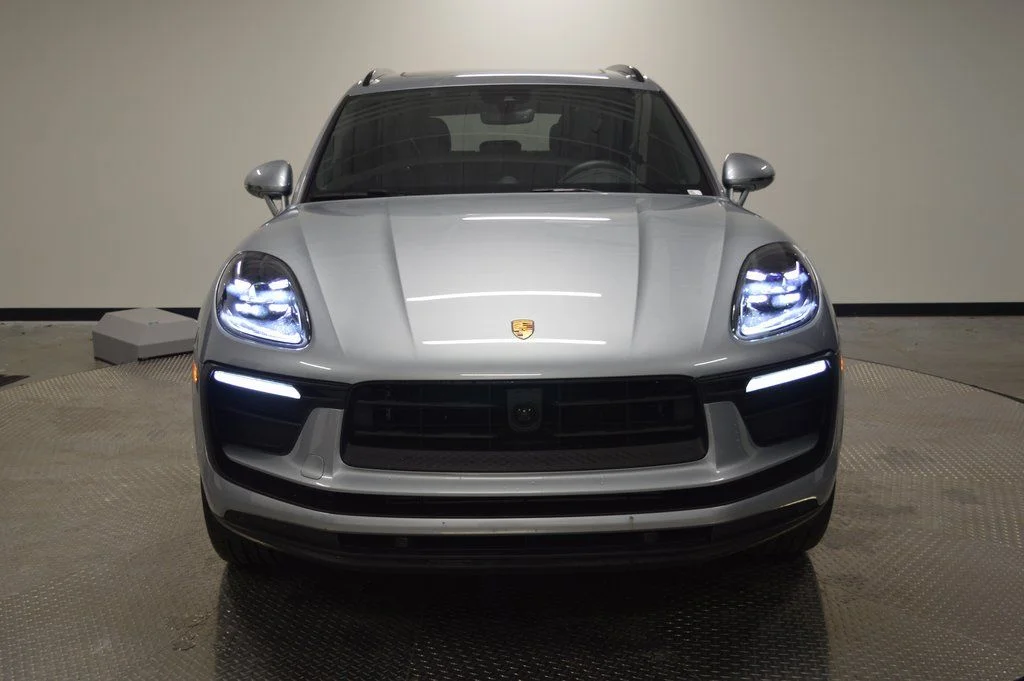 Used 2025 Silver Porsche  image 10