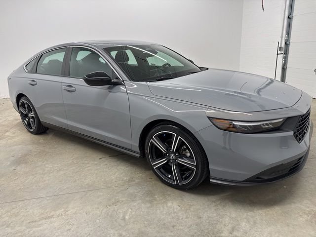 Certified Used 2023 Urban Gray Pearl Honda Sport image 3