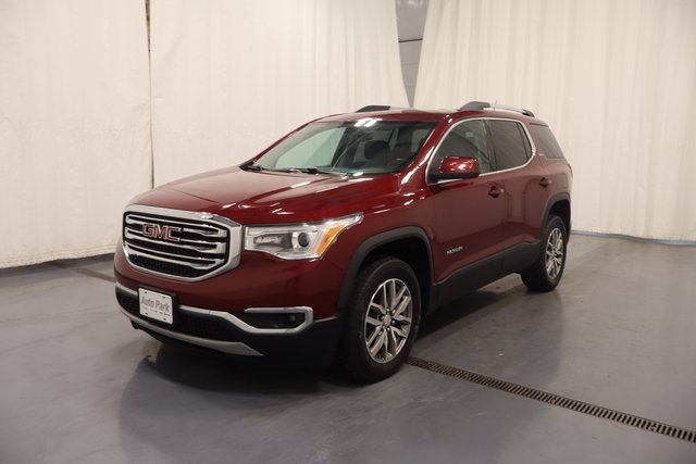 2017 Gmc Acadia SLE photo 3