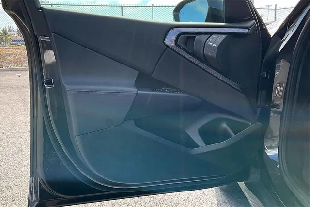 2025 BMW X3 30 - Photo 18