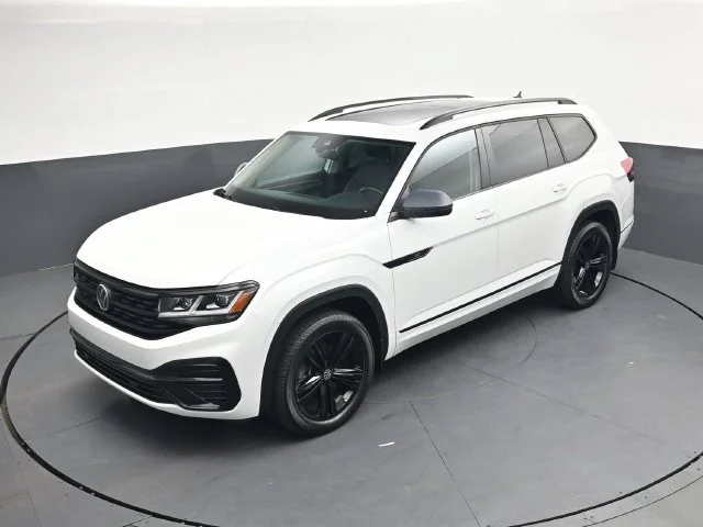 Used 2023 White Volkswagen 3.6L V6 SEL R-Line image 31