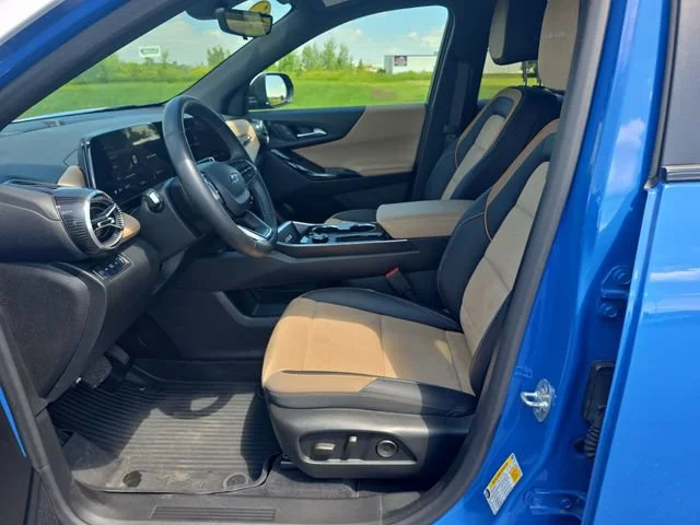 Used 2025 Reef Blue Metallic Chevrolet ACTIV image 11