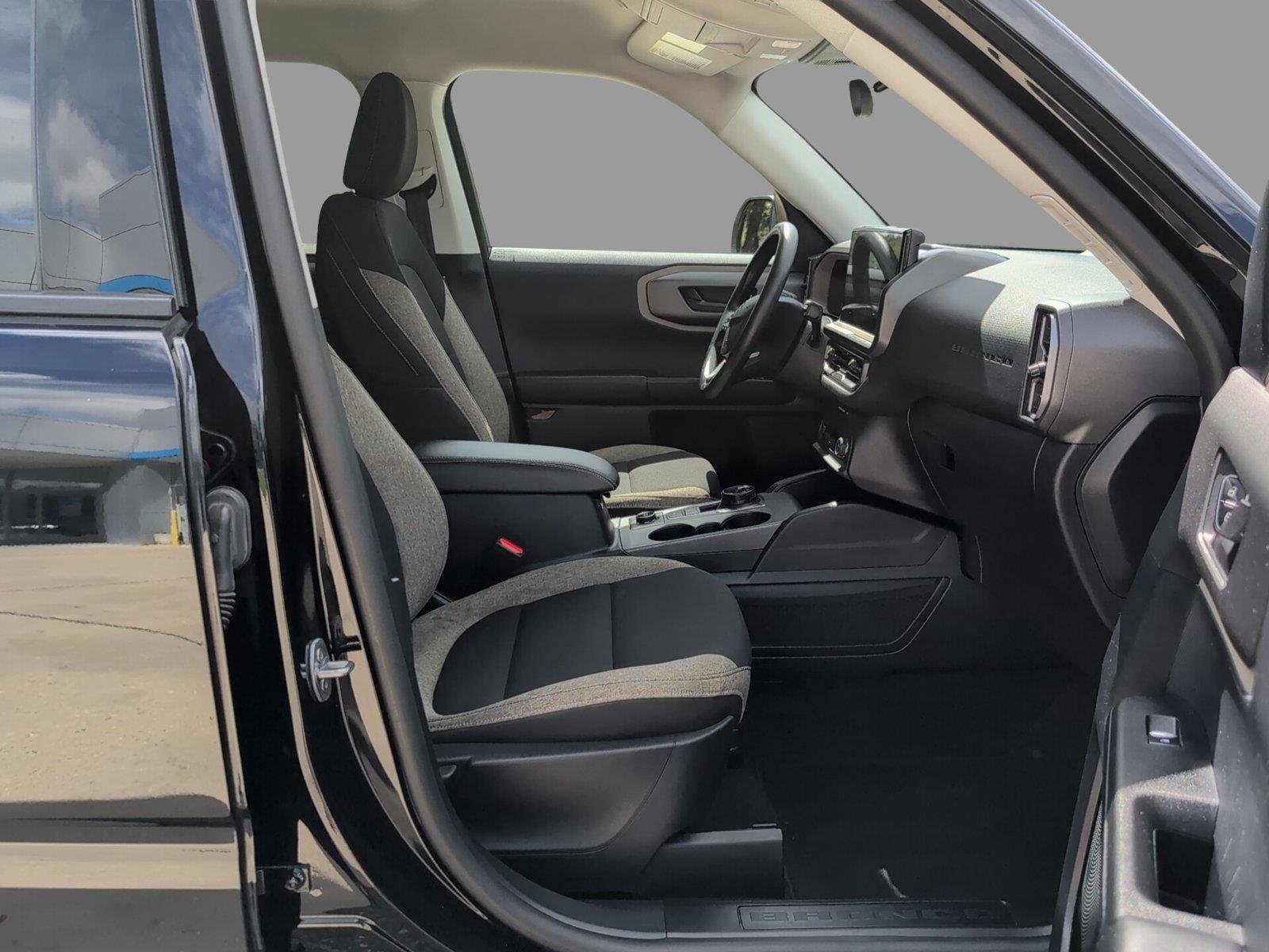 Used 2025 Shadow Black Ford Big Bend image 17