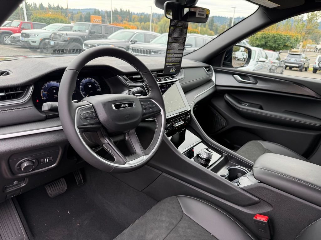 2025 Jeep Grand Cherokee Altitude - Photo 14