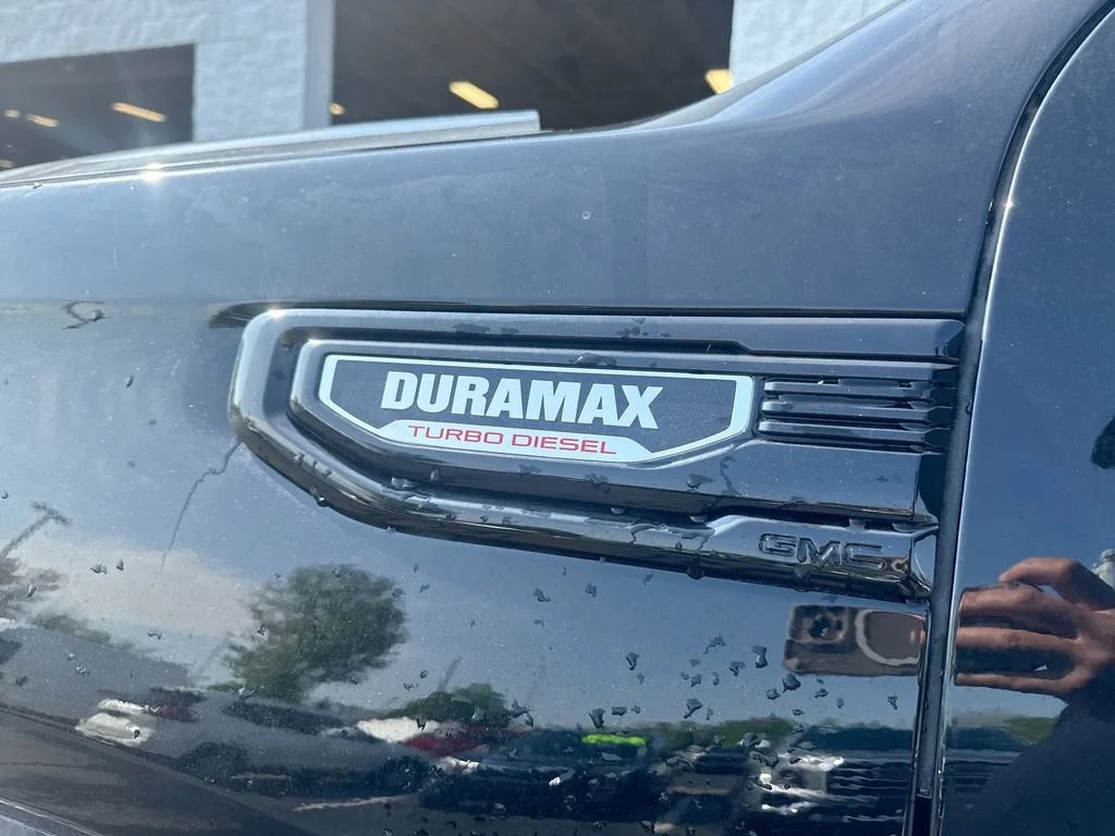 New 2026 Onyx Black GMC Elevation image 29