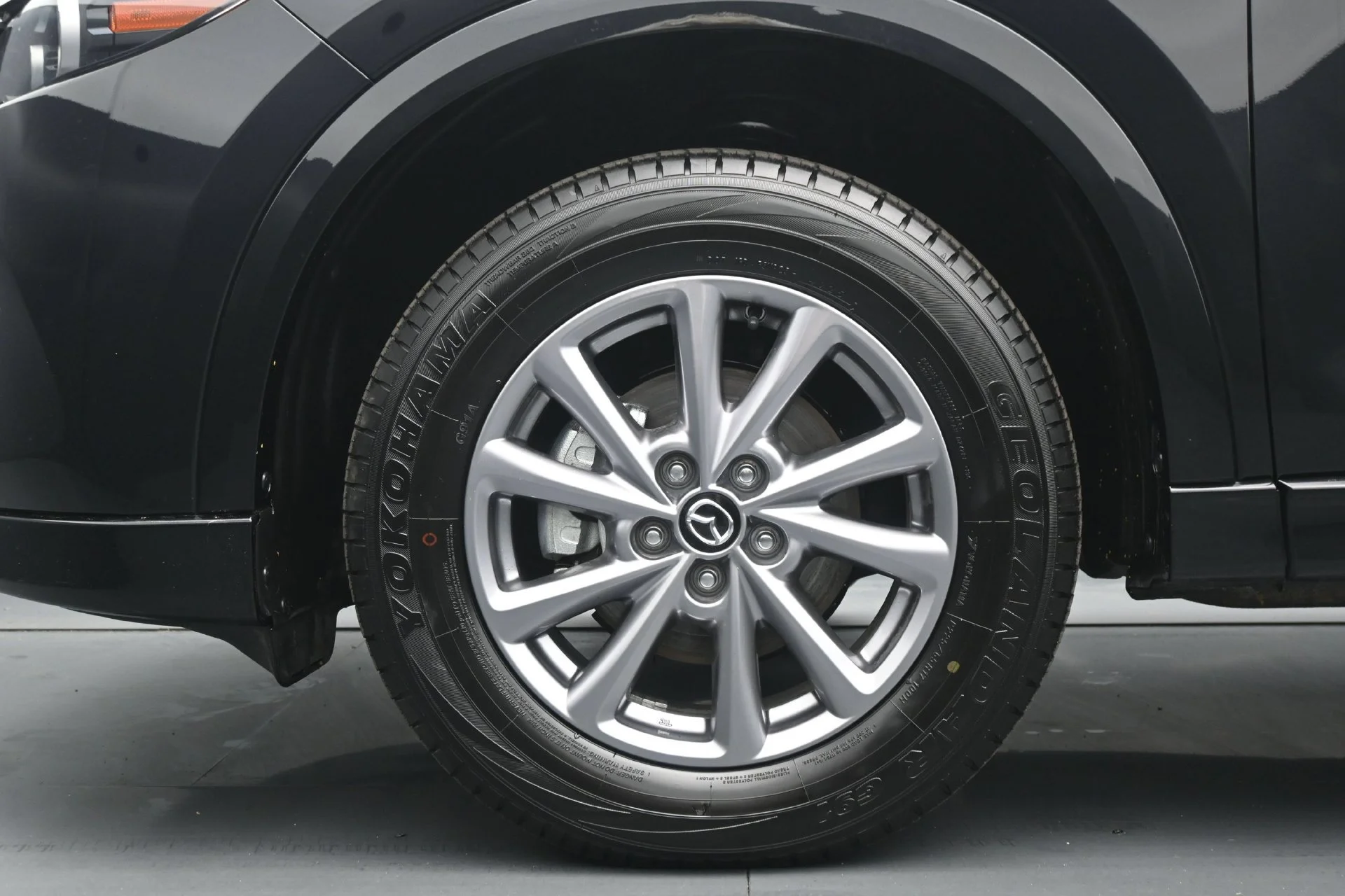 Used 2025 Jet Black Mica Mazda 2.5 S Preferred Package image 22