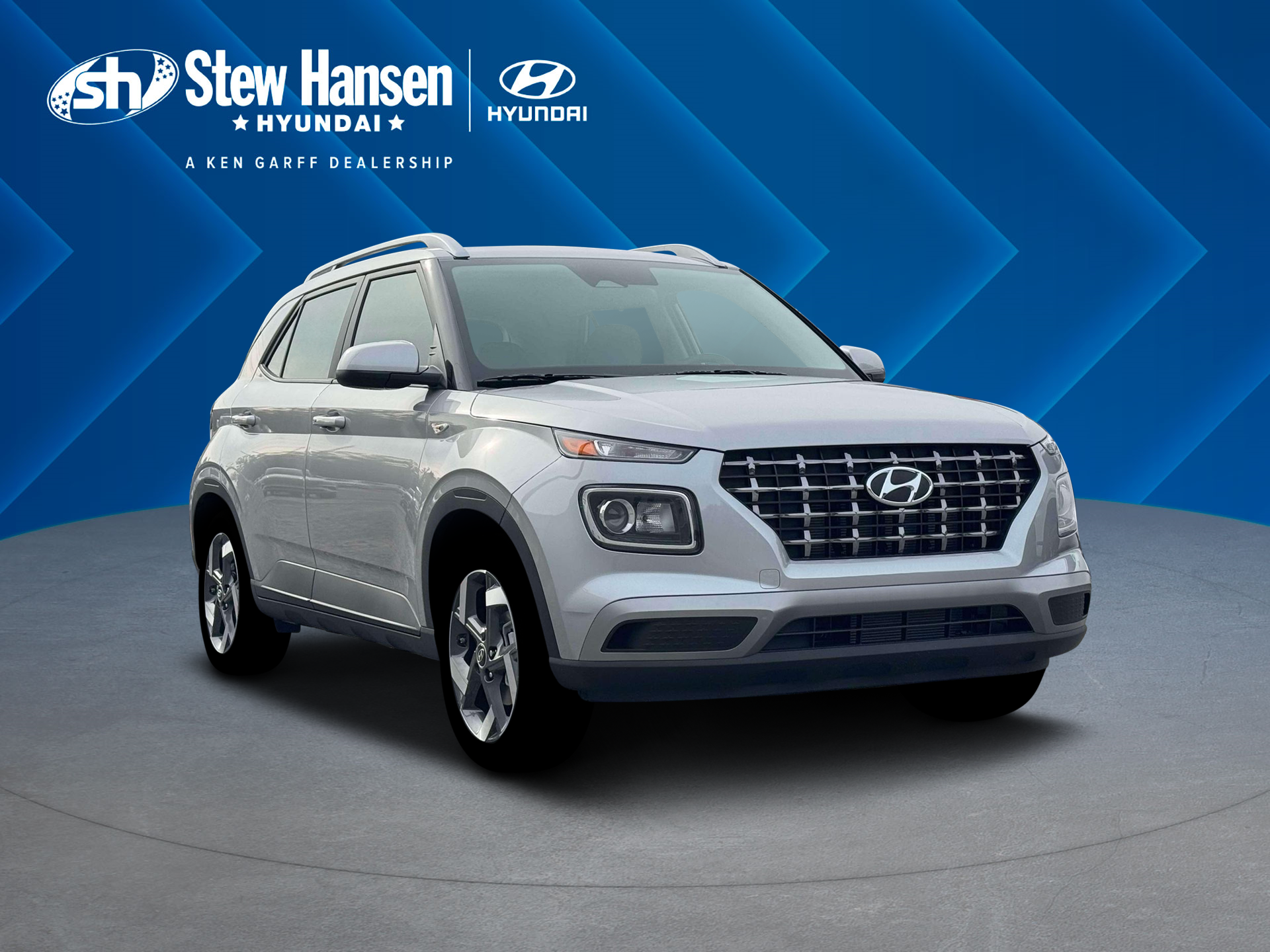 New 2026 Shimmering Silver Hyundai SEL image 30