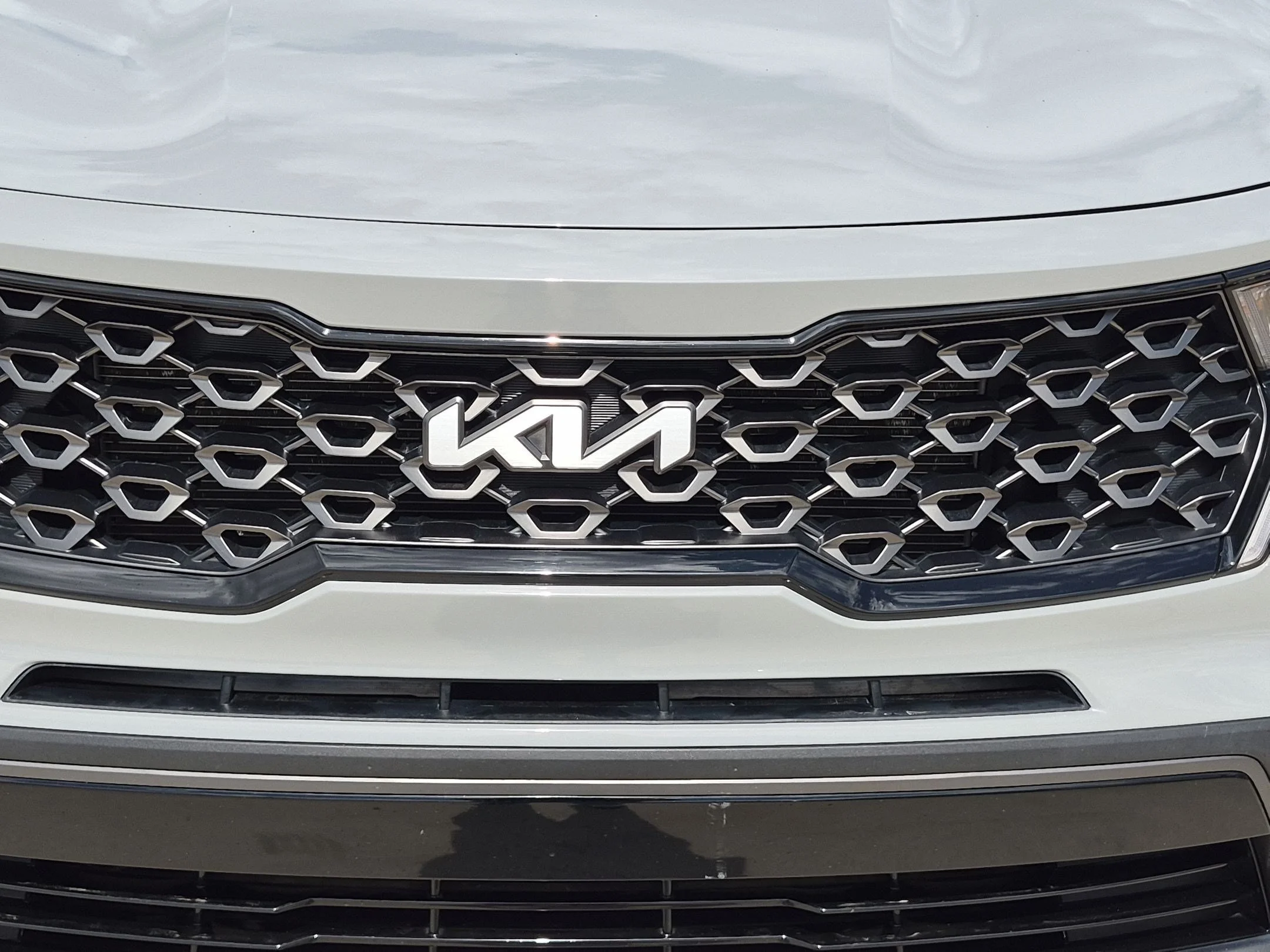 Used 2023 Wolf Gray Kia X-Line S image 9