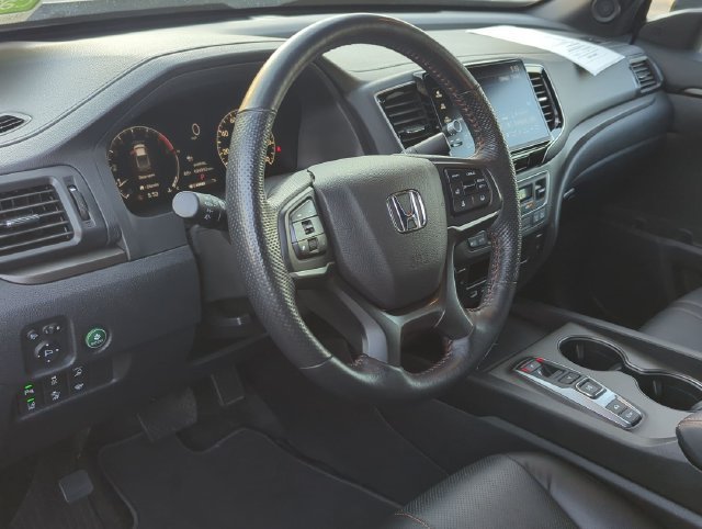 Certified Used 2024 Sonic Gray Pearl Honda TrailSport image 2