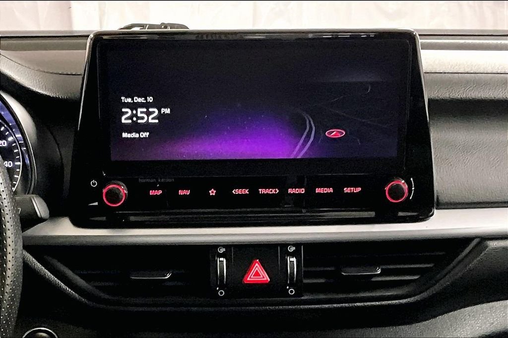 Used 2023 Black Kia GT-Line image 18