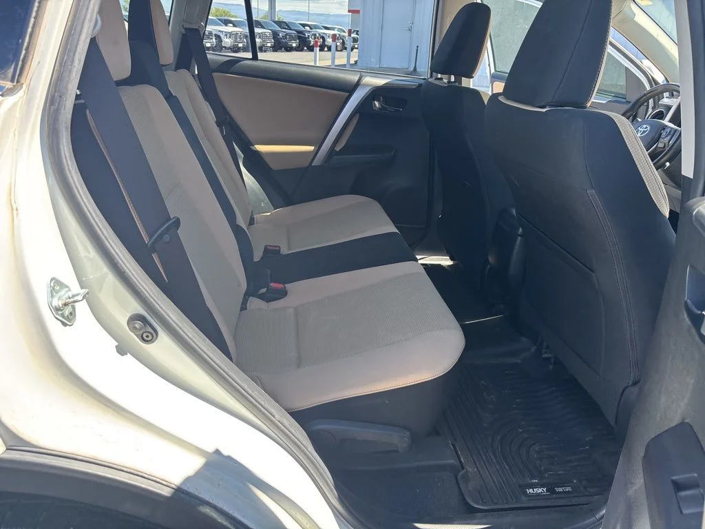Certified Used 2018 White Toyota XLE image 9