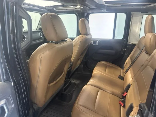Used 2020 Black Jeep Unlimited Sahara image 19