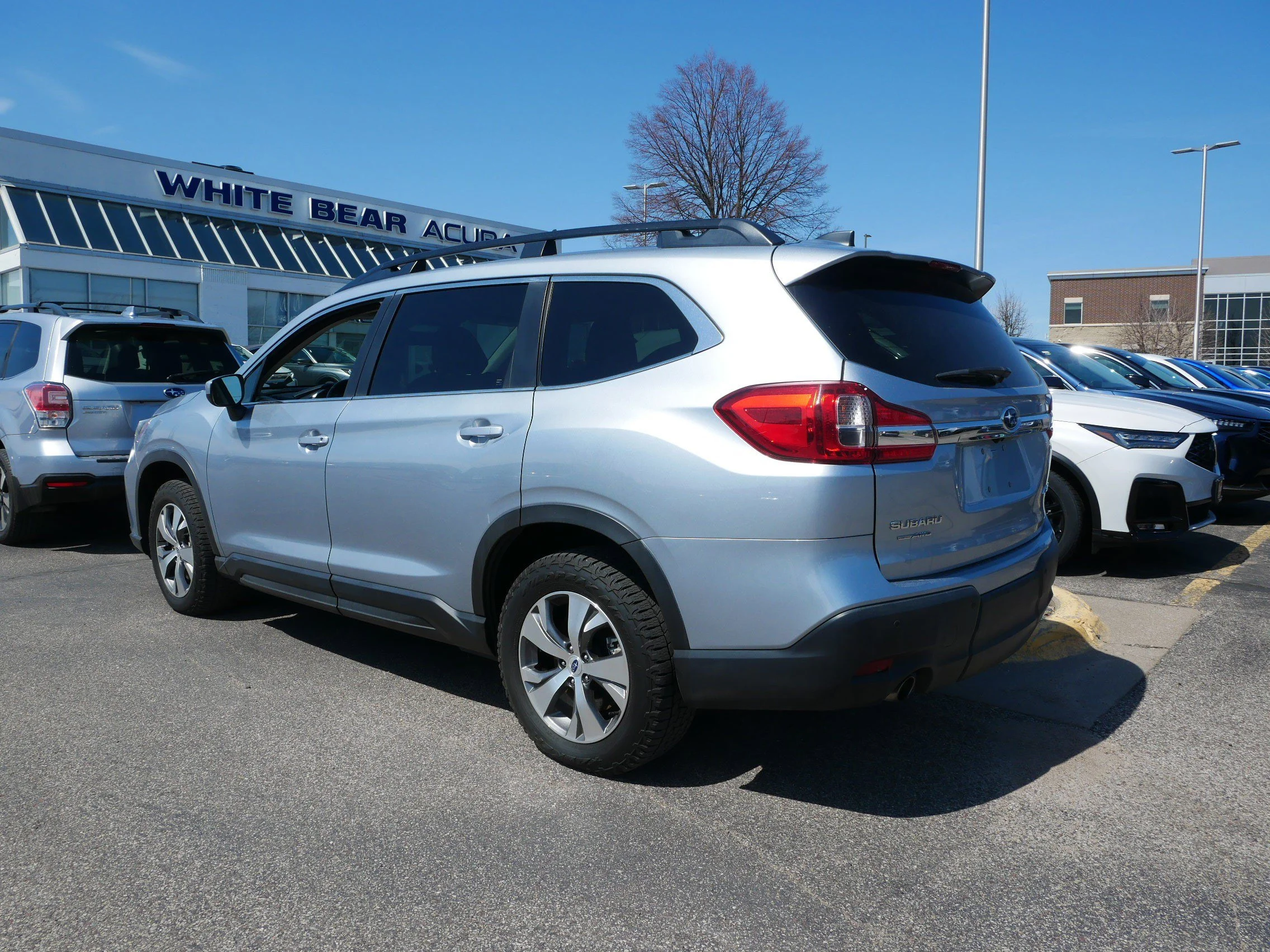 Used 2021 Ice Silver Metallic Subaru Premium image 4