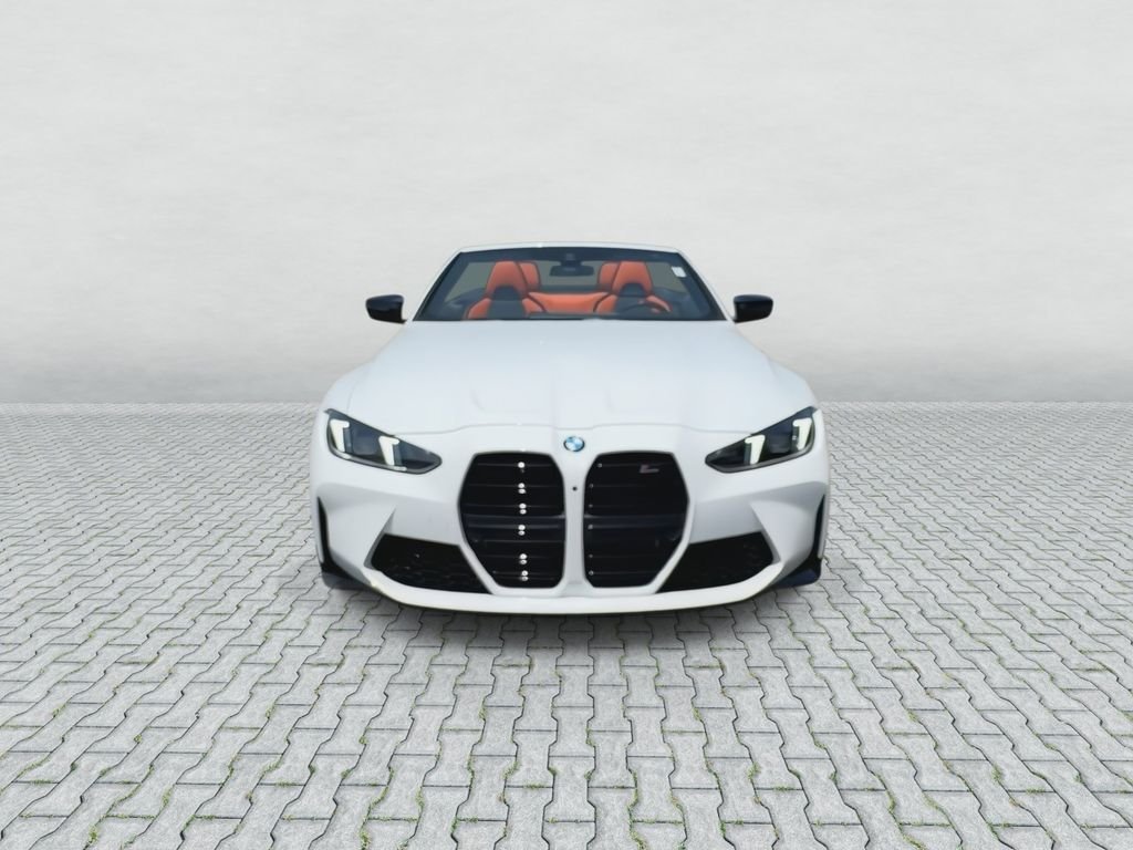 New 2027 Alpine White BMW Competition image 3