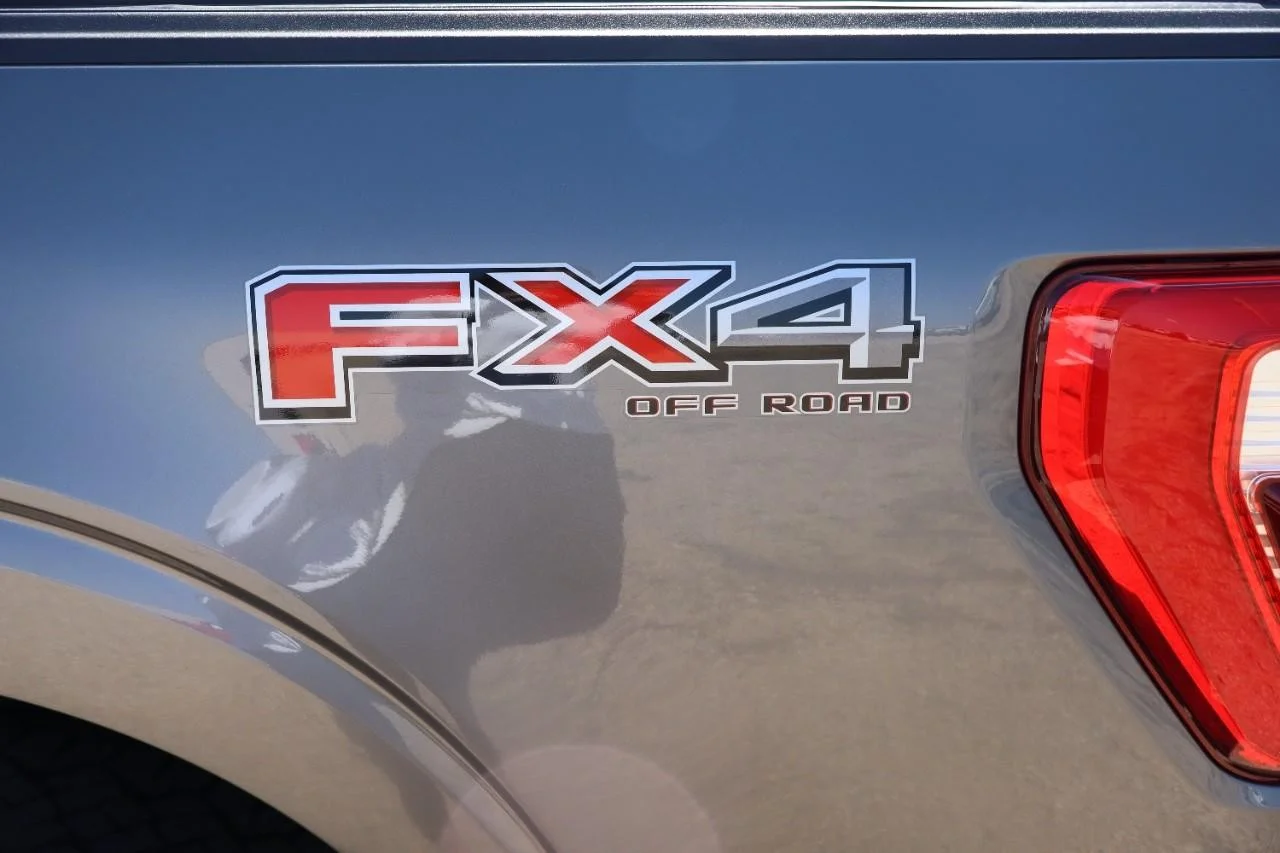 Used 2021 CARBONIZED GRAY Ford Lariat image 23