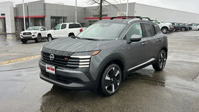 2025 Nissan Kicks 2.0 SR AWD's photo