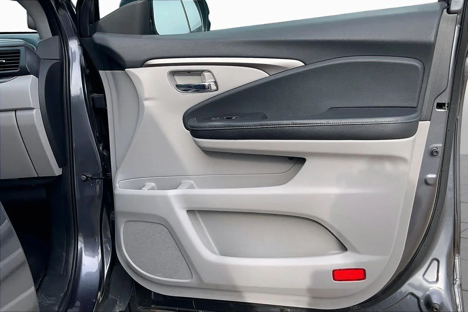 Certified Used 2018 Modern Steel Metallic Honda RTL image 23