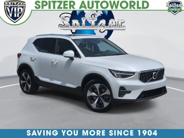 2024 Volvo XC40