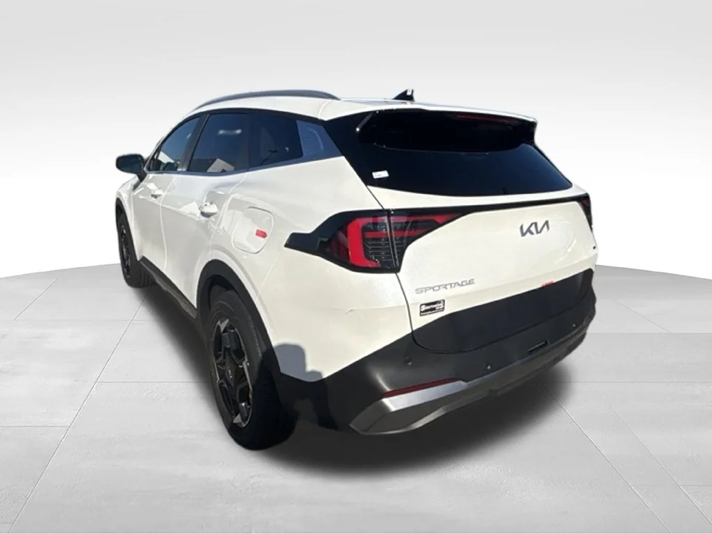 Used 2026 White Kia EX image 3