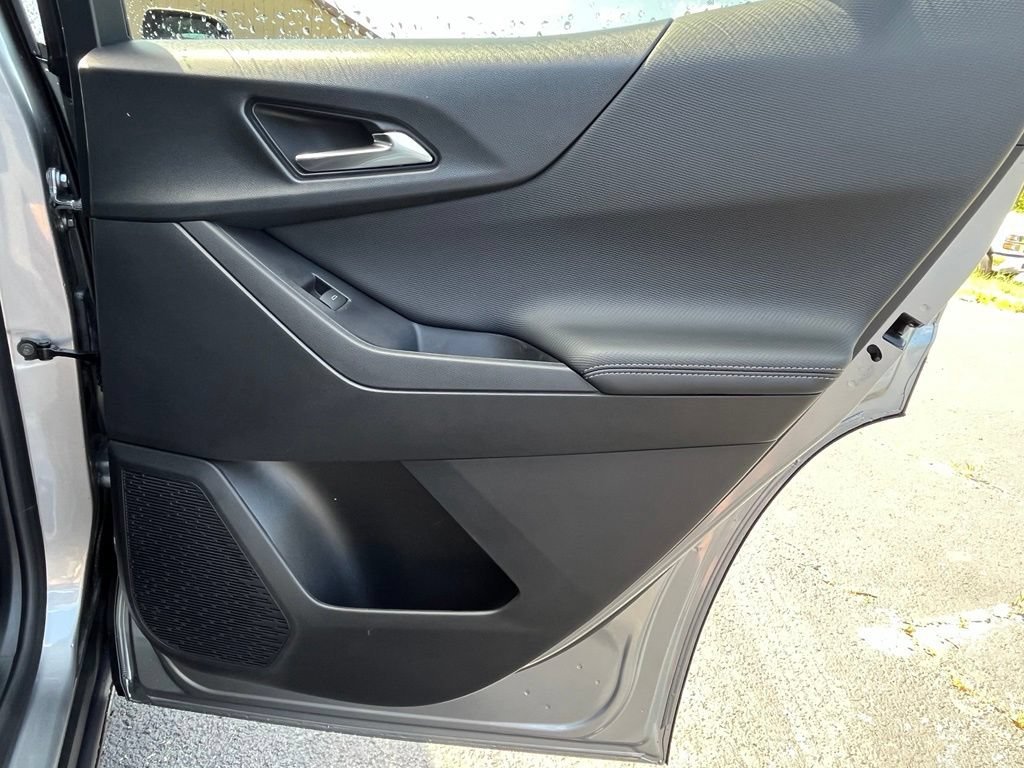 2027 Chevrolet Equinox LT - Photo 16