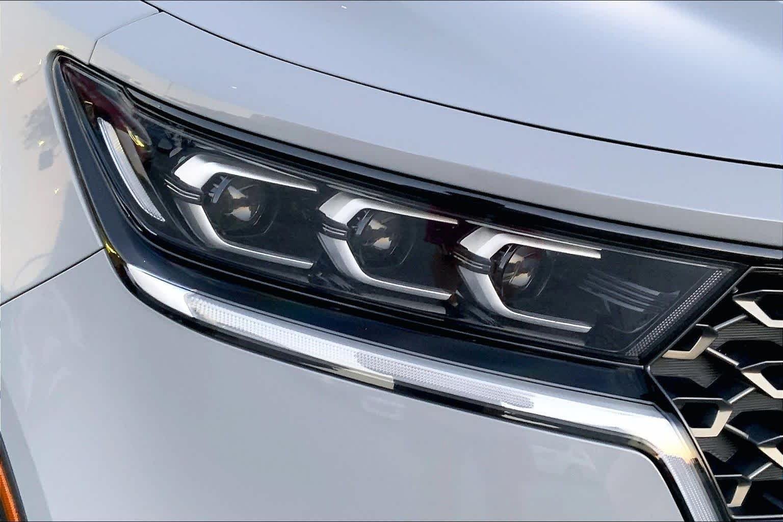 Used 2022 Wolf Gray Kia X-Line SX Prestige image 24