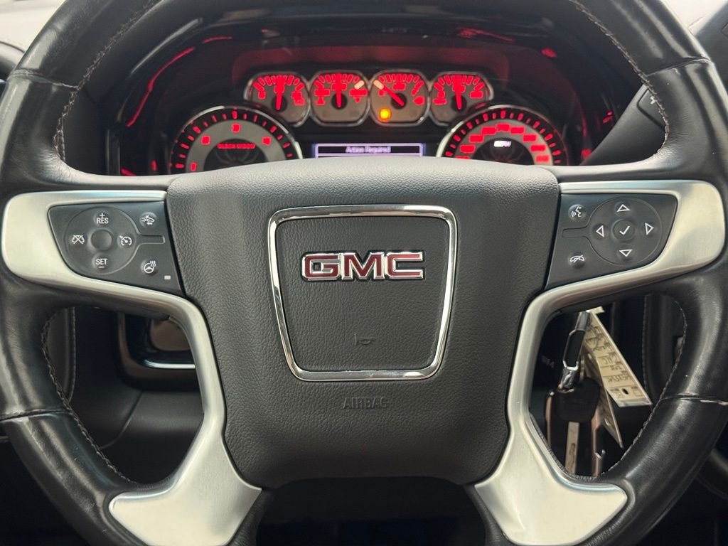 Used 2018 White Frost Tricoat GMC SLT image 20