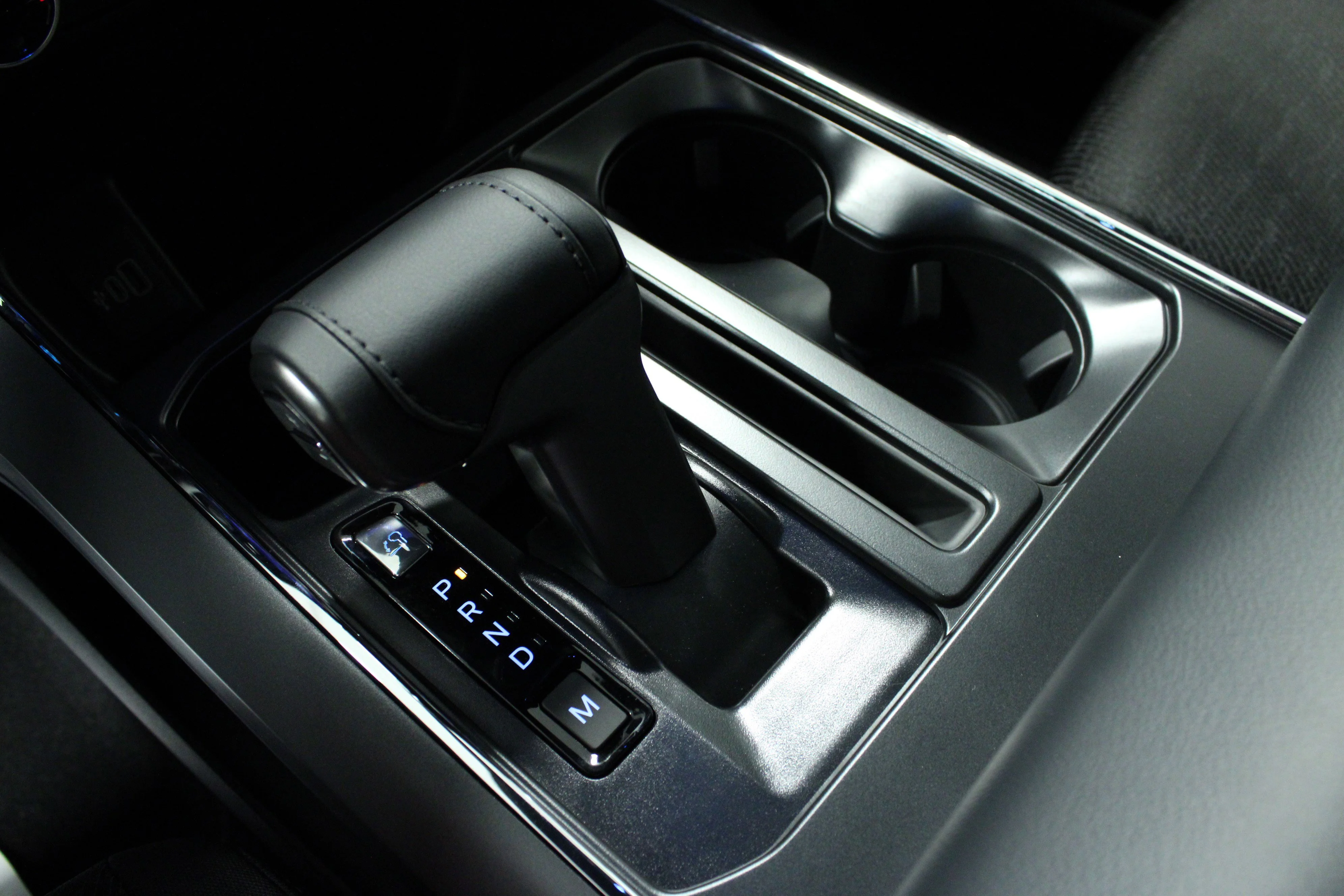New 2026 Oxford White Ford XLT image 23