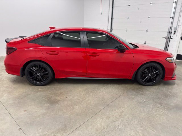 Used 2025 Rallye Red Honda  image 4